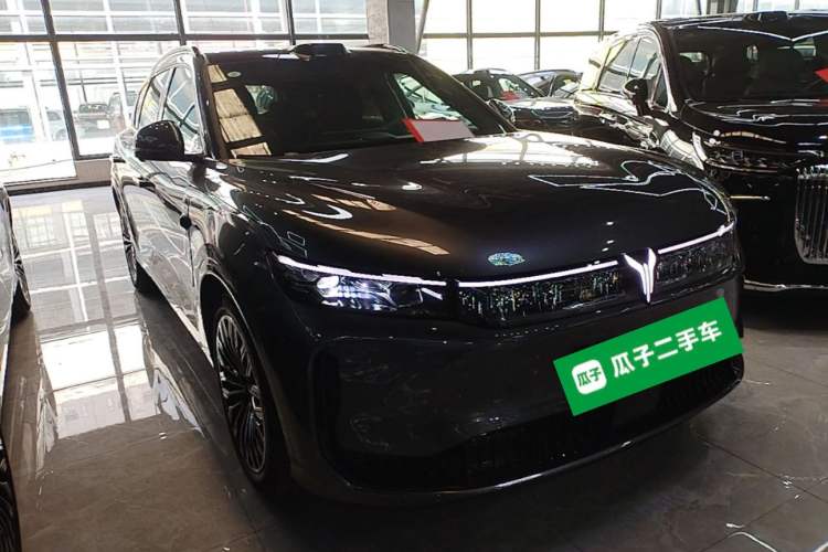 Used VOYAH FREE 2025 Model FREE+ Four-Wheel-Drive Qiankun Edition Front Right 45 Deg