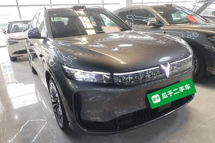 Used VOYAH FREE 2025 Model FREE+ Rear-Drive Qiankun Edition Front Right 45 Deg