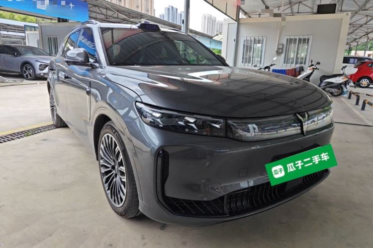 Used VOYAH FREE 2025 Model FREE+ Four-Wheel-Drive Qiankun Edition Front Right 45 Deg