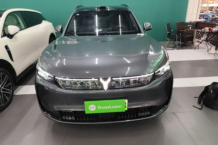 Used VOYAH FREE 2025 Model FREE+ Four-Wheel-Drive Qiankun Edition Front