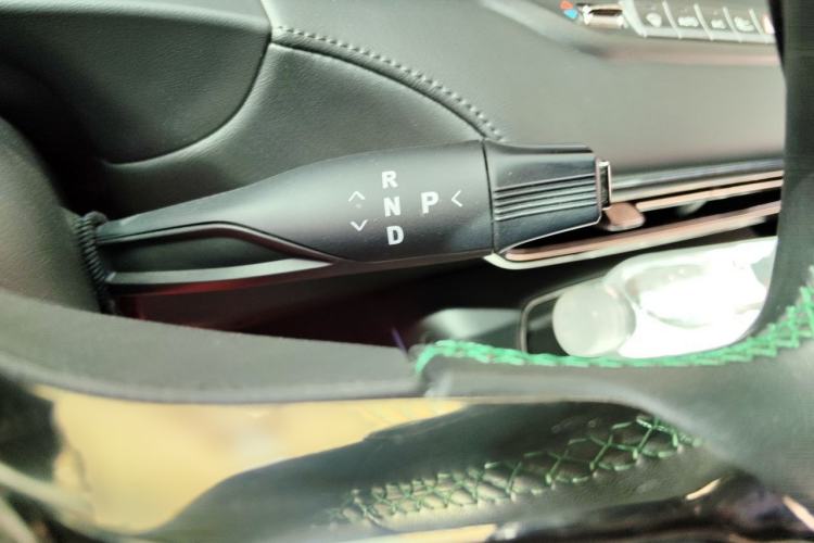 Used VOYAH FREE 2025 318 259 km All-Wheel-Drive Exploration Edition Gear Lever