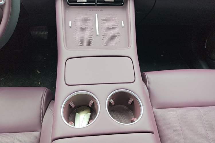 Used VOYAH FREE 2025 Model FREE+ Four-Wheel-Drive Qiankun Edition Gear Lever