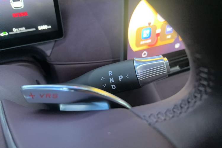 Used VOYAH FREE 2025 Model FREE+ Four-Wheel-Drive Qiankun Edition Gear Lever