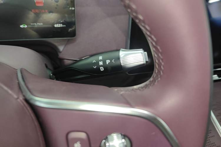 Used VOYAH FREE 2025 Model FREE+ Rear-Drive Qiankun Edition Gear Lever