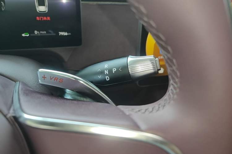 Used VOYAH FREE 2025 Model FREE+ Four-Wheel-Drive Qiankun Edition Gear Lever