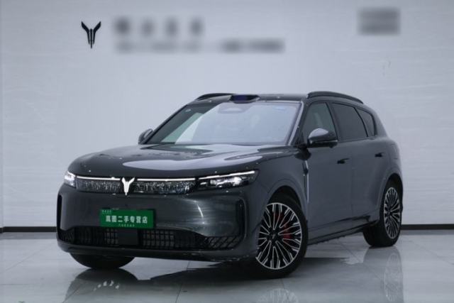 Ojetý VOYAH FREE 2025 Model FREE+ Four-Wheel-Drive Qiankun Edition