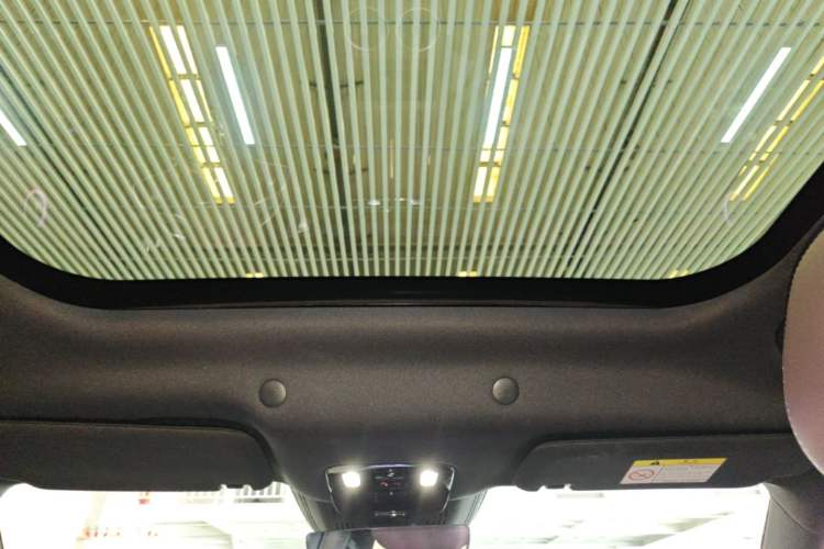Used VOYAH FREE 2025 Model FREE+ Four-Wheel-Drive Qiankun Edition Headliner