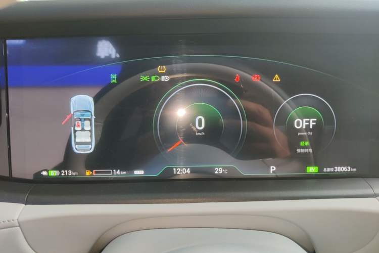 Used VOYAH FREE 2025 318 318 km Rear-Drive Touring Edition Instrument Cluster