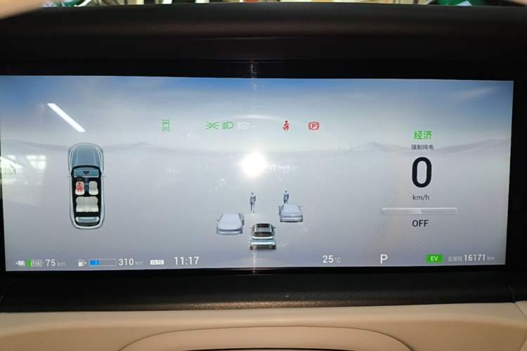 Used VOYAH FREE 2025 318 318 km Rear-Drive Touring Edition Instrument Cluster