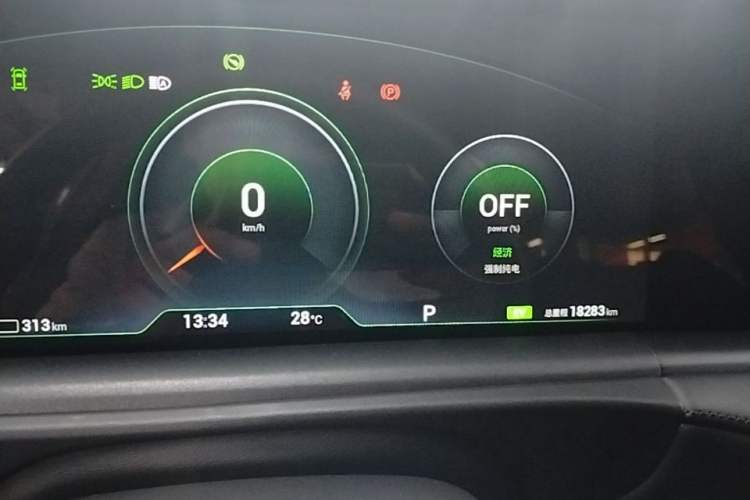 Used VOYAH FREE 2025 318 259 km All-Wheel-Drive Exploration Edition Instrument Cluster