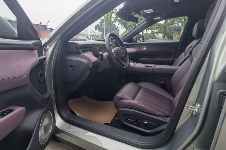 Used VOYAH FREE 2025 Model FREE+ Rear-Drive Qiankun Edition Interior 1