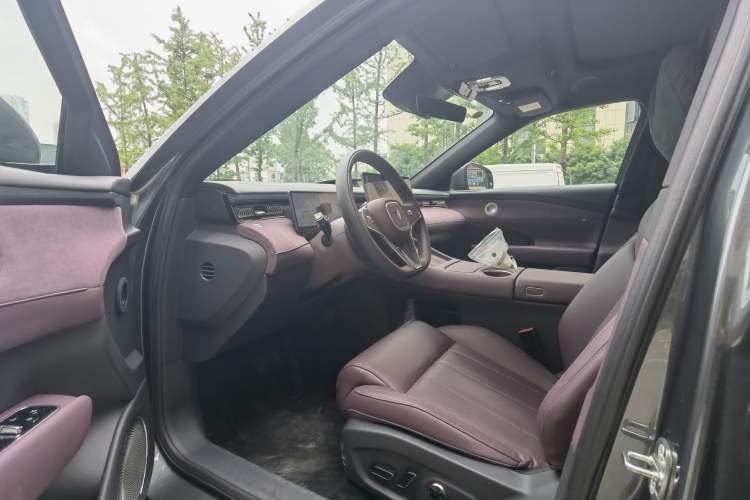 Used VOYAH FREE 2025 Model FREE+ Rear-Drive Qiankun Edition Interior 1