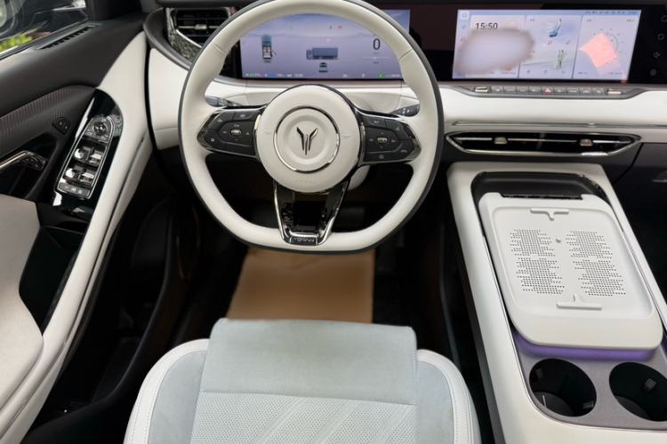Used VOYAH FREE 2025 318 318 km Rear-Drive Touring Edition Interior 11