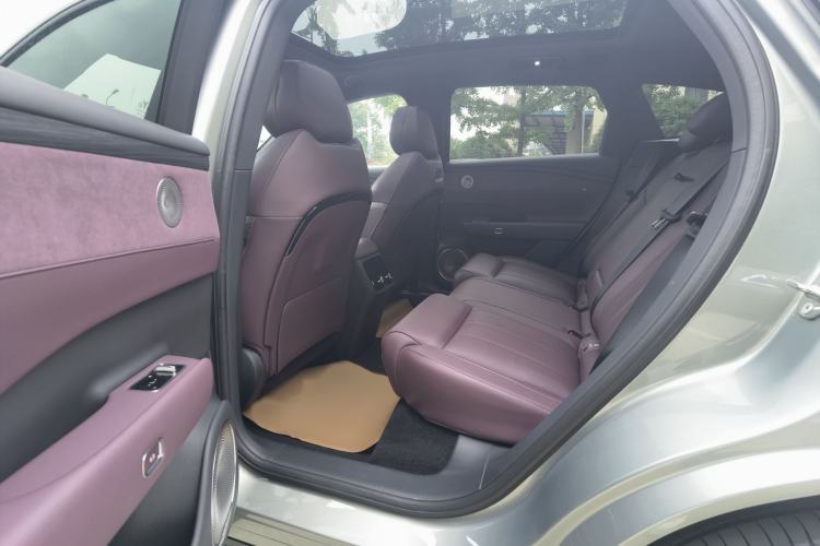 Used VOYAH FREE 2025 Model FREE+ Rear-Drive Qiankun Edition Interior 2