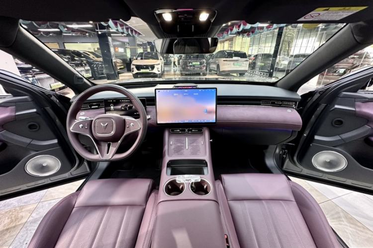 Used VOYAH FREE 2025 Model FREE+ Rear-Drive Qiankun Edition Interior 4
