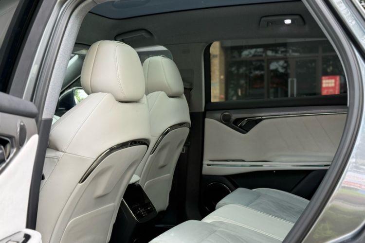 Used VOYAH FREE 2025 318 318 km Rear-Drive Touring Edition Interior 6