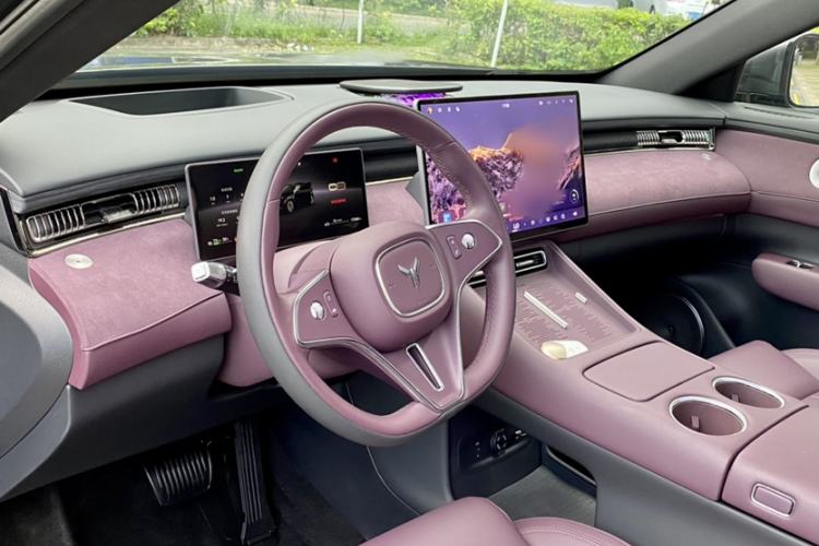 Used VOYAH FREE 2025 Model FREE+ Rear-Drive Qiankun Edition Interior 7