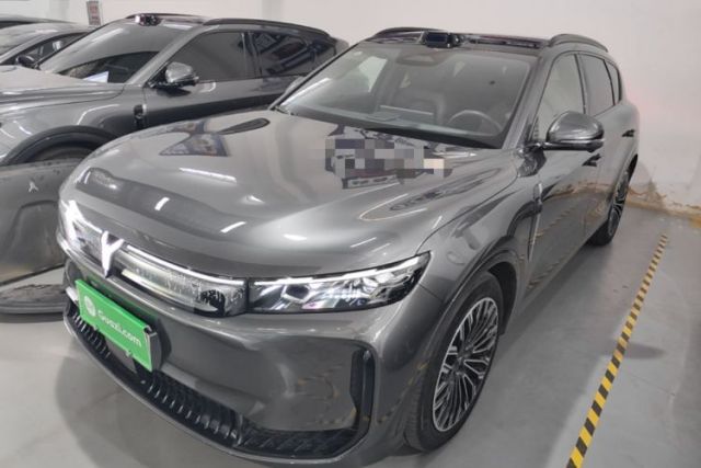 Used VOYAH FREE 2025 Model FREE+ Four-Wheel-Drive Qiankun Edition