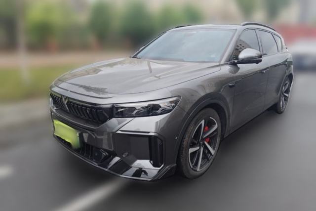 Used VOYAH FREE 2025 318 259 km All-Wheel-Drive Exploration Edition