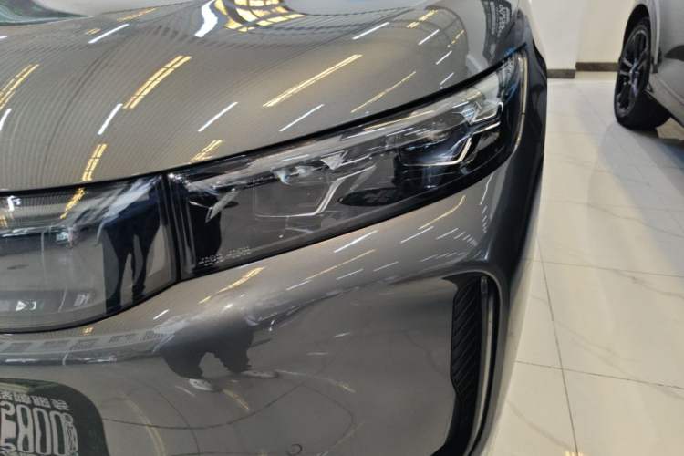 Used VOYAH FREE 2025 Model FREE+ Four-Wheel-Drive Qiankun Edition Left Front Headlight