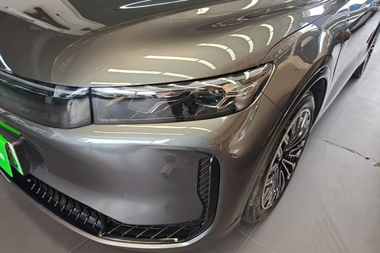 Used VOYAH FREE 2025 Model FREE+ Rear-Drive Qiankun Edition Left Front Headlight