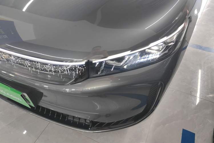 Used VOYAH FREE 2025 Model FREE+ Four-Wheel-Drive Qiankun Edition Left Front Headlight