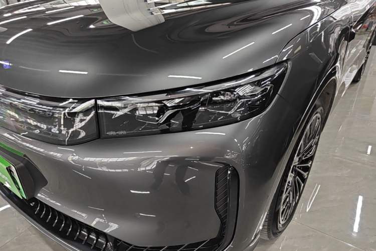 Used VOYAH FREE 2025 Model FREE+ Rear-Drive Qiankun Edition Left Front Headlight