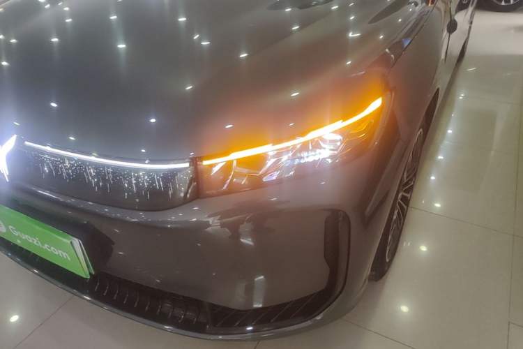 Used VOYAH FREE 2025 Model FREE+ Rear-Drive Qiankun Edition Left Front Headlight