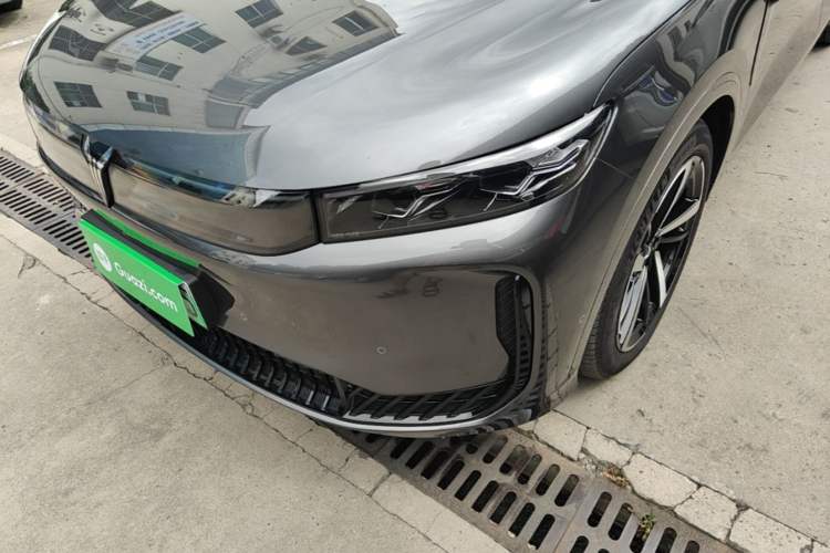 Used VOYAH FREE 2025 Model FREE+ Four-Wheel-Drive Qiankun Edition Left Front Headlight