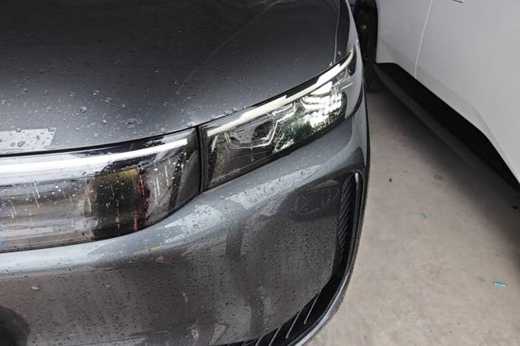 Used VOYAH FREE 2025 Model FREE+ Rear-Drive Qiankun Edition Left Front Headlight