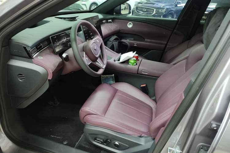 Used VOYAH FREE 2025 Model FREE+ Rear-Drive Qiankun Edition Left Front Seat