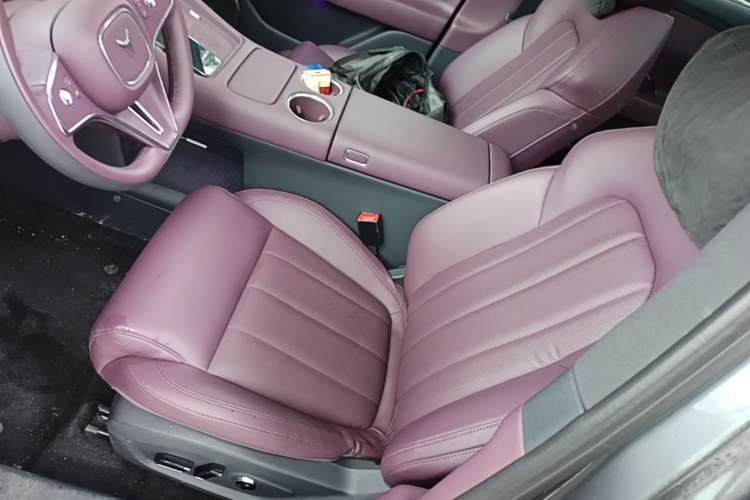 Used VOYAH FREE 2025 Model FREE+ Four-Wheel-Drive Qiankun Edition Left Front Seat