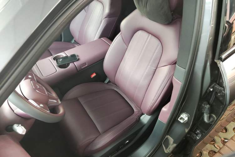Used VOYAH FREE 2025 Model FREE+ Rear-Drive Qiankun Edition Left Front Seat