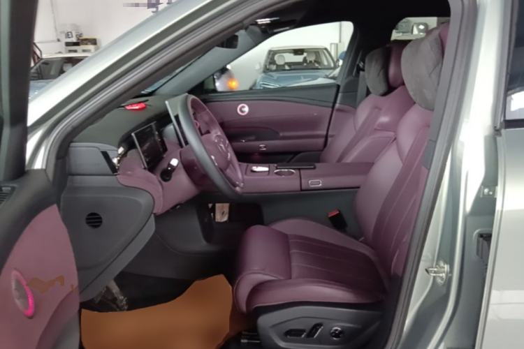 Used VOYAH FREE 2025 Model FREE+ Rear-Drive Qiankun Edition Left Front Seat