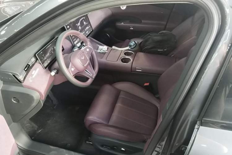 Used VOYAH FREE 2025 Model FREE+ Four-Wheel-Drive Qiankun Edition Left Front Seat
