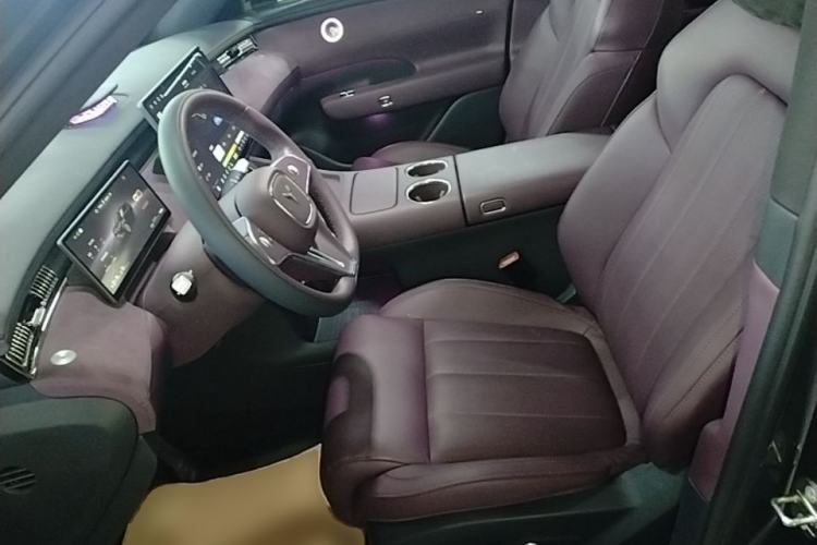 Used VOYAH FREE 2025 Model FREE+ Rear-Drive Qiankun Edition Left Front Seat