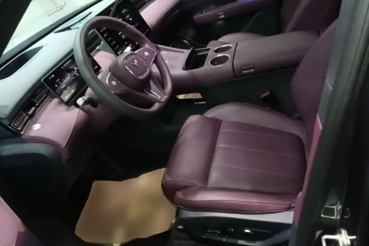 Used VOYAH FREE 2025 Model FREE+ Four-Wheel-Drive Qiankun Edition Left Front Seat