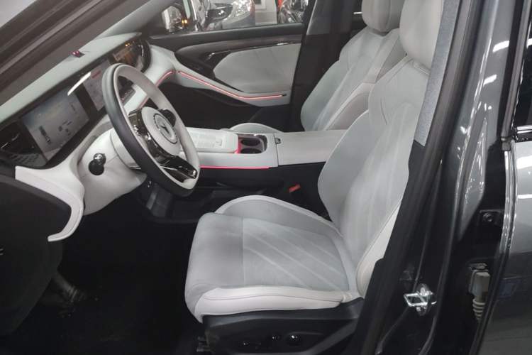 Used VOYAH FREE 2025 318 318 km Rear-Drive Touring Edition Left Front Seat