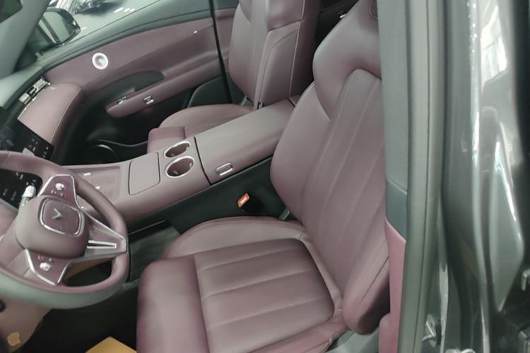 Used VOYAH FREE 2025 Model FREE+ Rear-Drive Qiankun Edition Left Front Seat