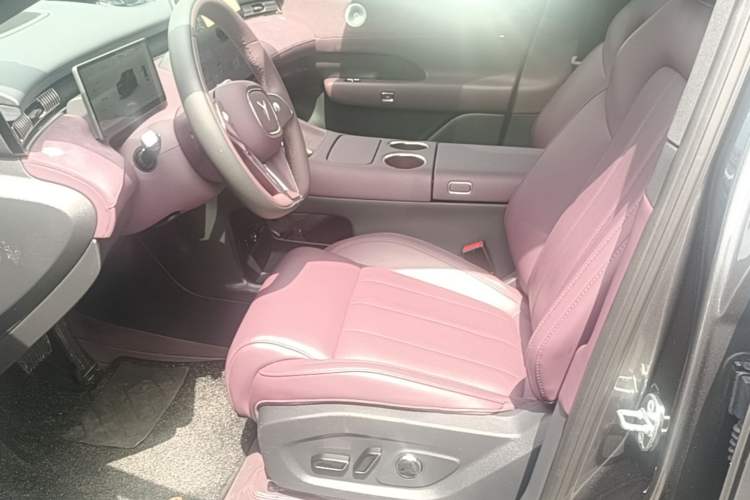 Used VOYAH FREE 2025 Model FREE+ Rear-Drive Qiankun Edition Left Front Seat