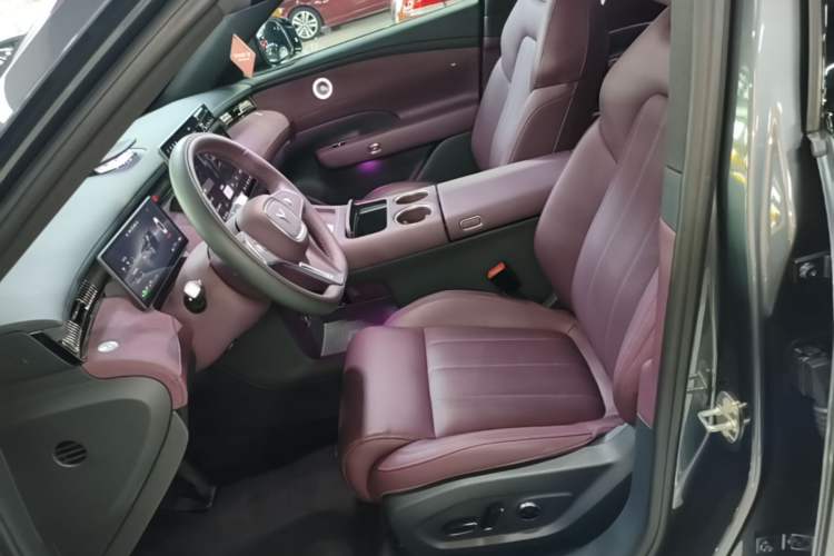 Used VOYAH FREE 2025 Model FREE+ Rear-Drive Qiankun Edition Left Front Seat