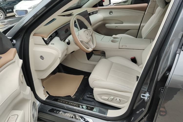 Used VOYAH FREE 2025 Model FREE+ Four-Wheel-Drive Qiankun Edition Left Front Seat