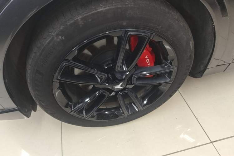 Used VOYAH FREE 2025 318 259 km All-Wheel-Drive Exploration Edition Left Front Wheel Hub