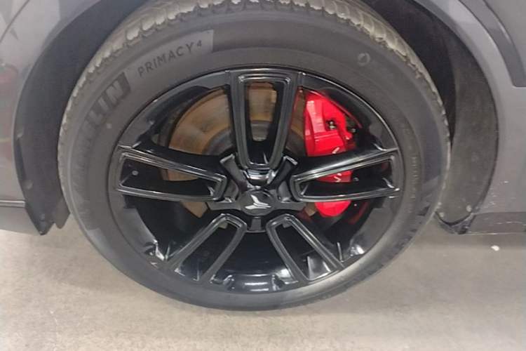 Used VOYAH FREE 2025 318 259 km All-Wheel-Drive Exploration Edition Left Front Wheel Hub