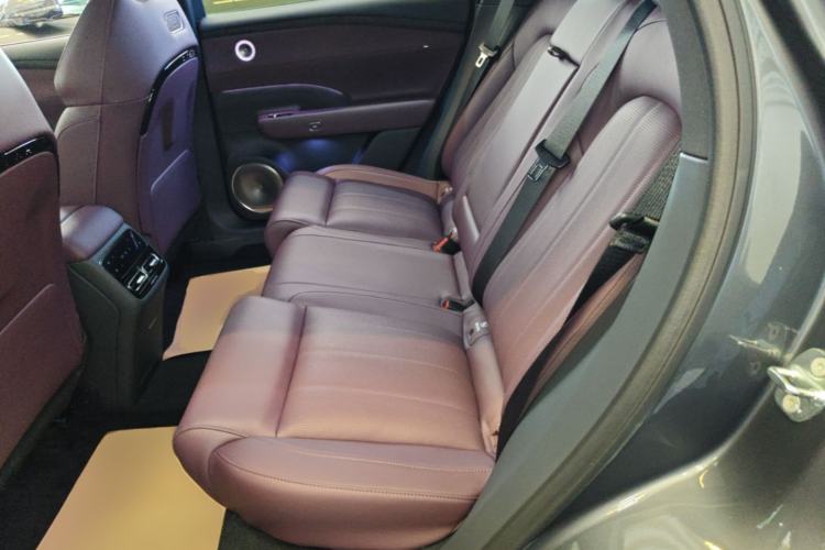 Used VOYAH FREE 2025 Model FREE+ Four-Wheel-Drive Qiankun Edition Left Rear Seat