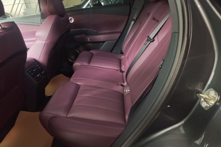 Used VOYAH FREE 2025 Model FREE+ Rear-Drive Qiankun Edition Left Rear Seat
