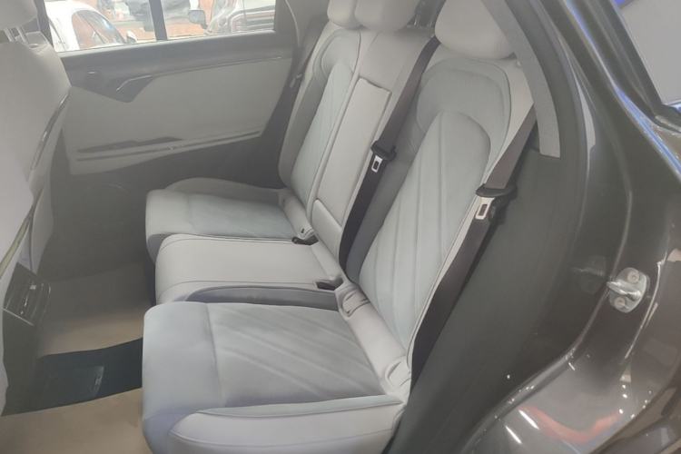 Used VOYAH FREE 2025 318 318 km Rear-Drive Touring Edition Left Rear Seat