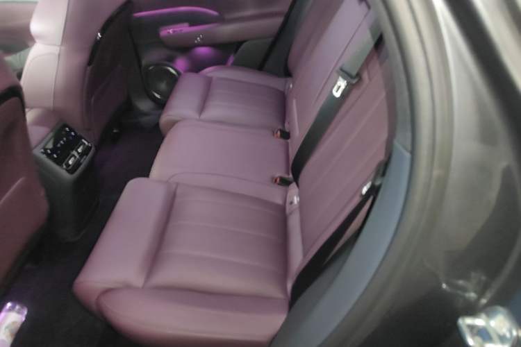Used VOYAH FREE 2025 Model FREE+ Four-Wheel-Drive Qiankun Edition Left Rear Seat