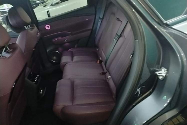 Used VOYAH FREE 2025 Model FREE+ Rear-Drive Qiankun Edition Left Rear Seat