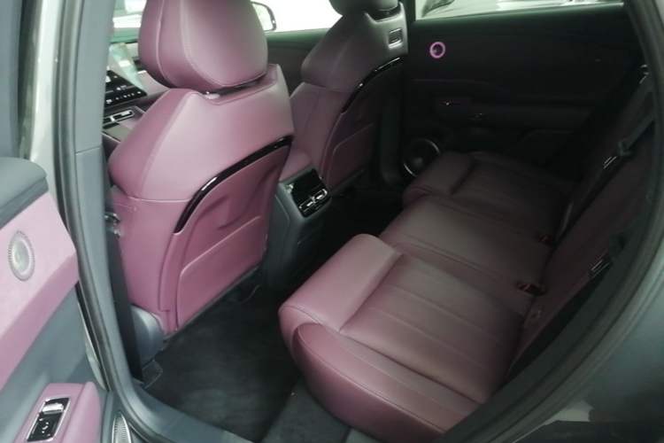 Used VOYAH FREE 2025 Model FREE+ Four-Wheel-Drive Qiankun Edition Left Rear Seat